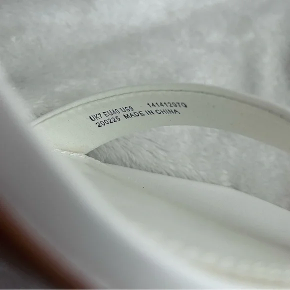 ASOS DESIGN Nali Barely There Heeled Sandals in White Sz US 9 NEW - Picture 10 of 10